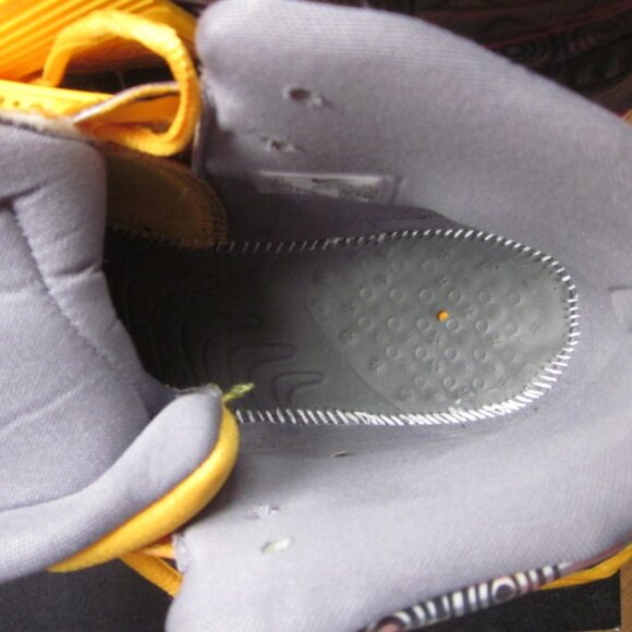 Nike (Size 11) Kyrie 6 Preheat Beijing - Picture 6 of 9